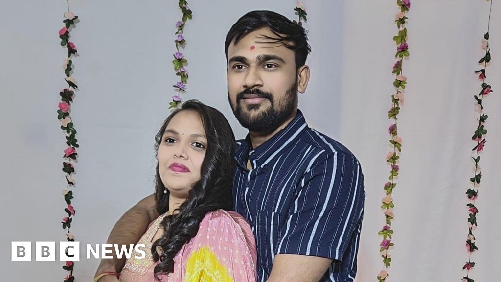 Tributes paid in Leicester for couple killed in Air India crash