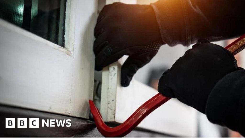 Home burglaries rise sharply in Dyfed-Powys Police force area