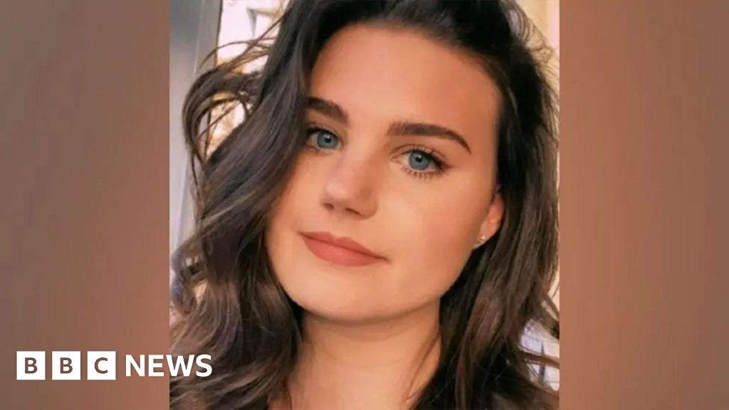 Neonatal room in memory of nurse who never started 'dream job'