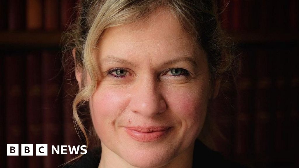 King approves appointment of new HM Comptroller in Guernsey