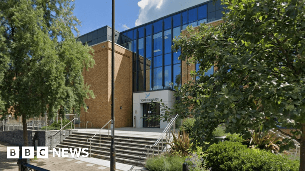Berkshire council approves budget with 9% council tax