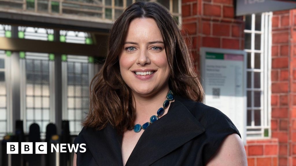 EastEnders: Michelle Ryan returns as Zoe Slater after 20 year gap