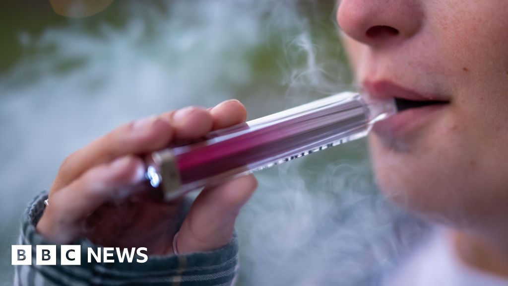 What does Kent and Sussex think of the disposable vape ban?