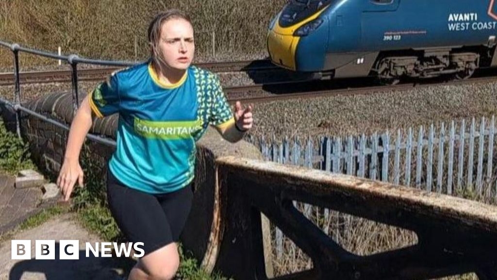 London Marathon Wolverhampton runner driven by mental health focus