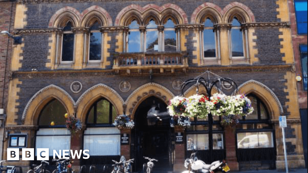 Competition to design wrap for Herefordshire's Museum on the Move