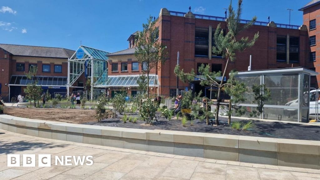 New Grimsby town square to get further building work