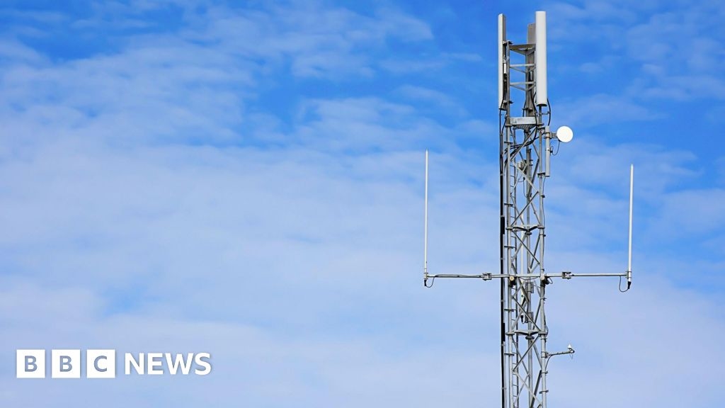 Plans for higher phone mast in Yorkshire Dales national park