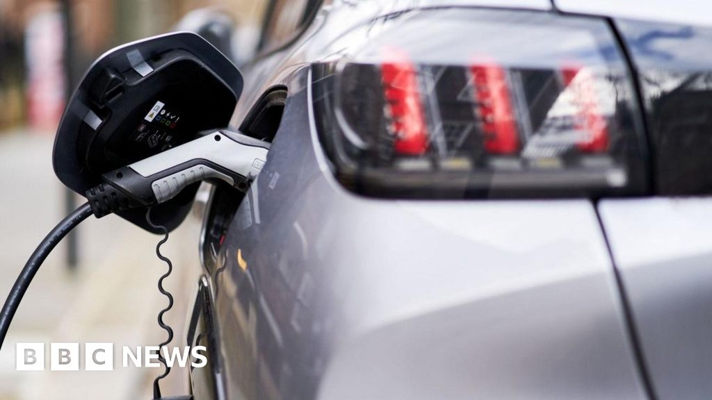 Slough to get 1,600 kerbside electric vehicle charging points