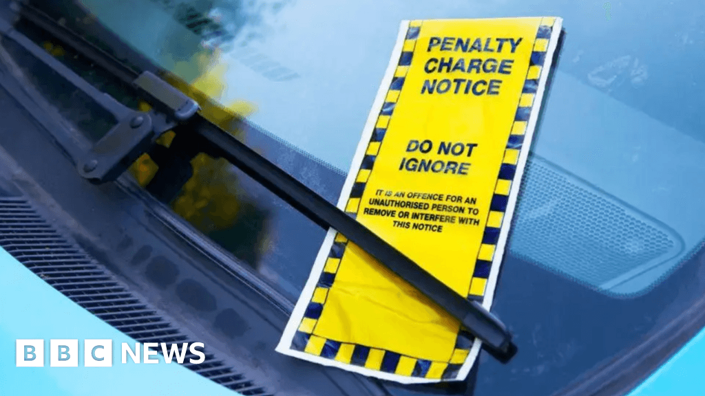 Cheshire East: Drivers to get fines for parking outside schools