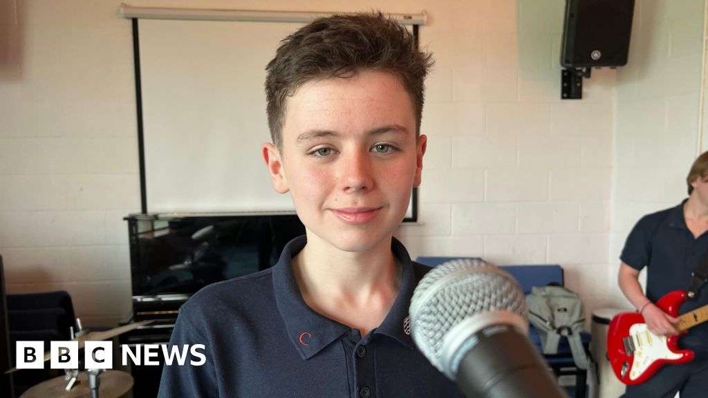Wiltshire teenager buskers competes in The Voice Kids in Germany