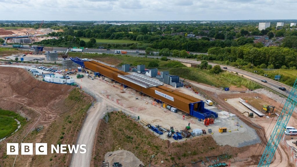 M6 slip road at Birmingham to close for HS2 viaduct operation
