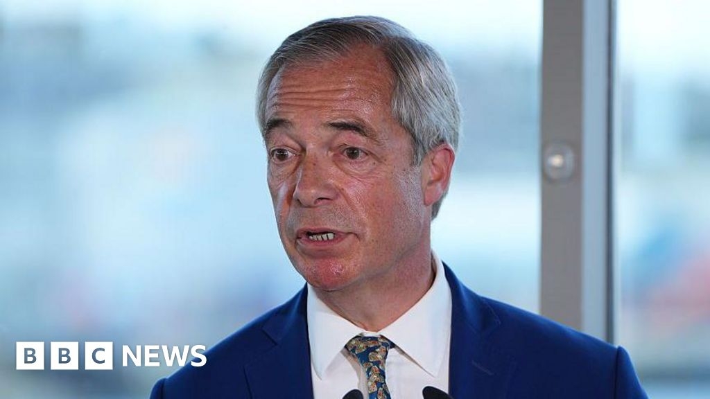 Hamilton by-election campaign heats up as Farage visits Scotland