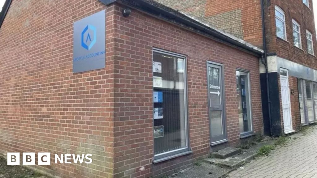 Scandal-hit Apostle Accounting 'called police' after complaint