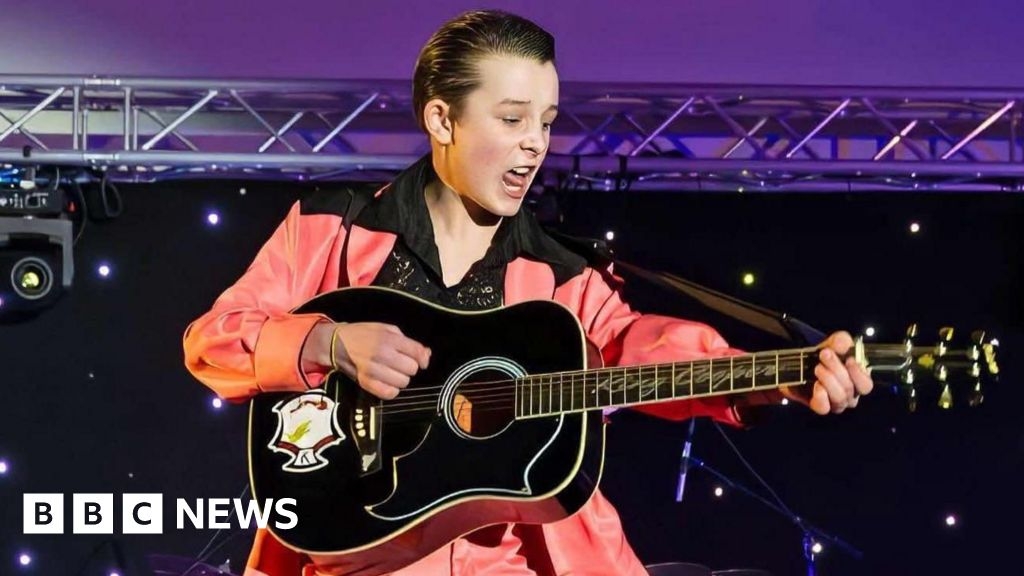 Young Elvis impersonator from Paignton to perform at Graceland