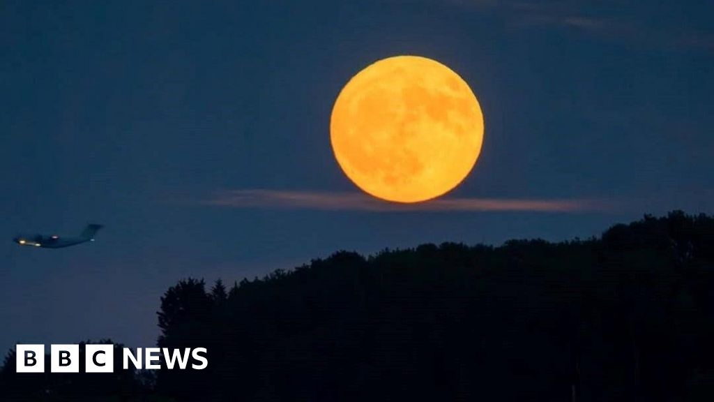 Headlines: The Wiltshire 'pong' and strawberry moon