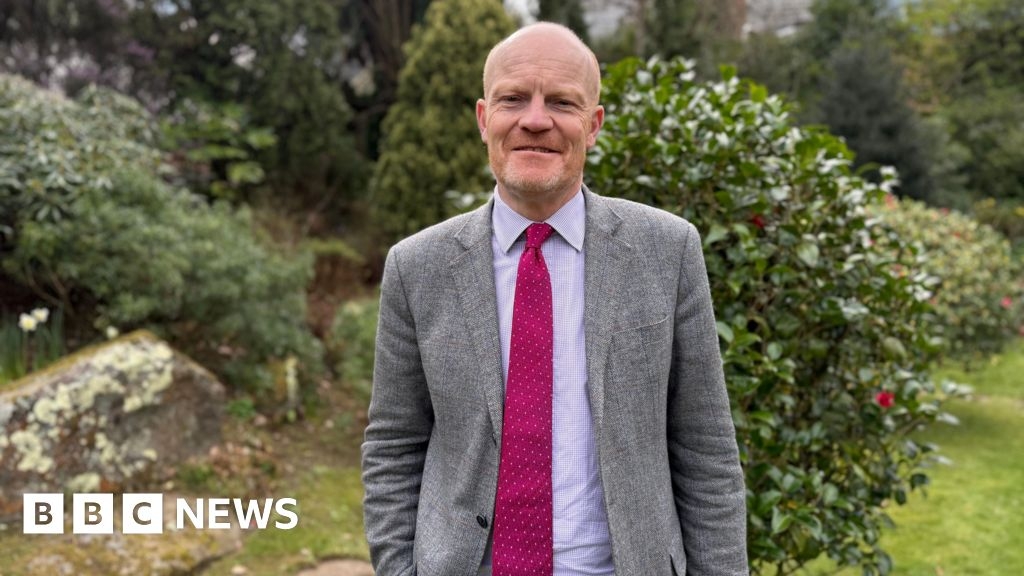 Forward Guernsey: Political party launched ahead of election