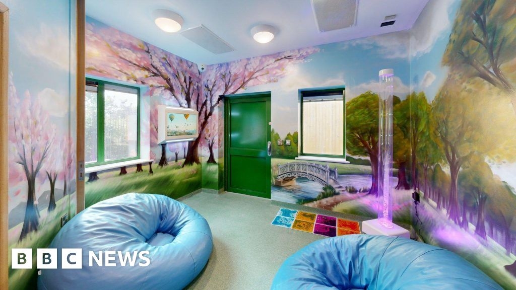 Stoke-on-Trent 'peace pod' to help child mental health patients
