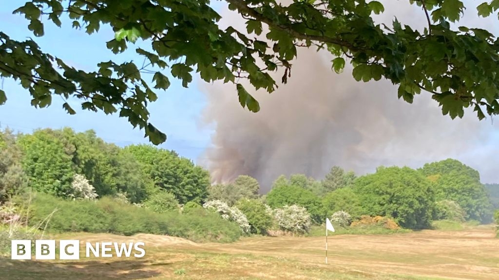 Norfolk fire crews called to blaze near Caldecott golf club