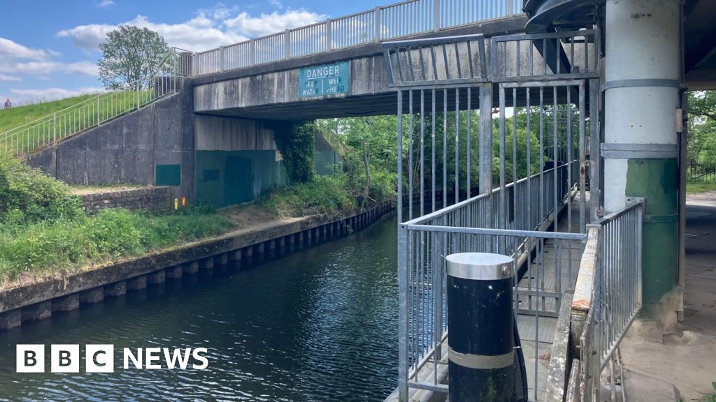 Lotus Bowker: Boy, 15, who died in river was 'lovely boy'