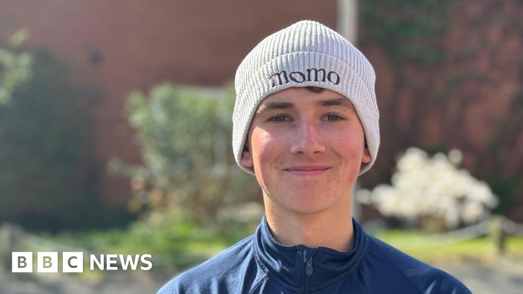 Mental illness shouldn't define us, says Woodbridge runner