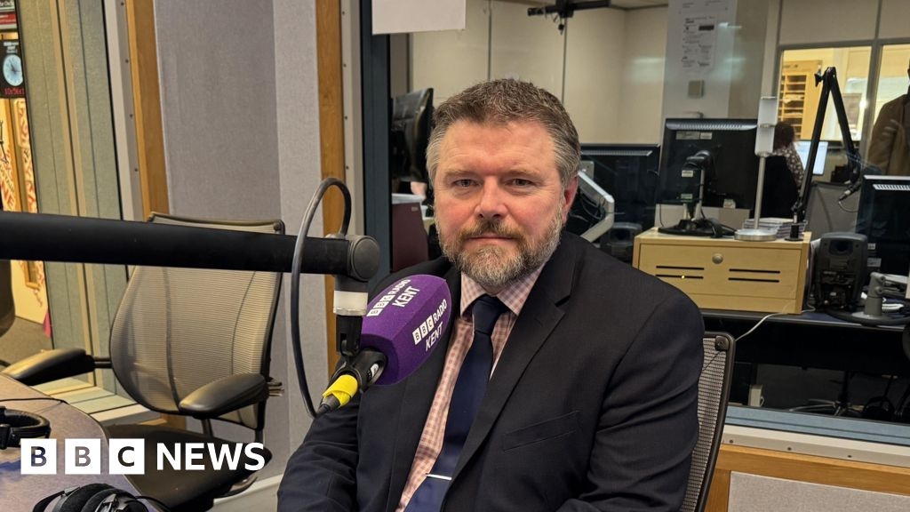 Kent Police chief constable to face questions on romance scams