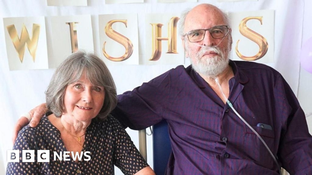 Surrey couple ties knot at hospital after decades together