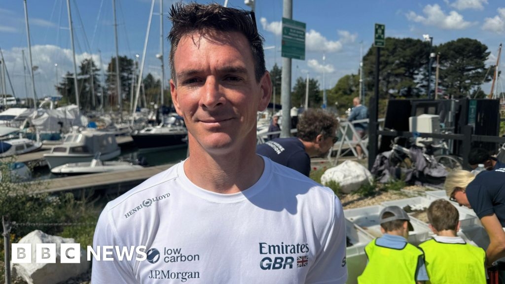 Gold medallist sailor champions Solent oyster restoration