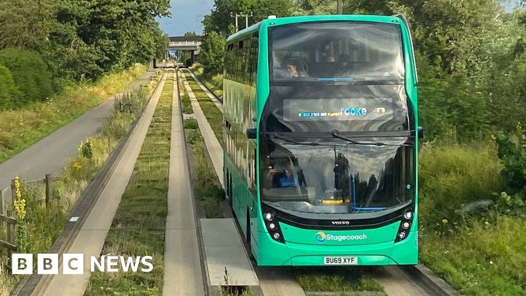 Cambridge guided busway could introduce safety barriers