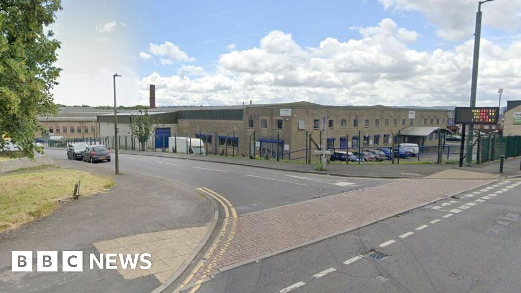 Police witness appeal after double stabbing in Bradford