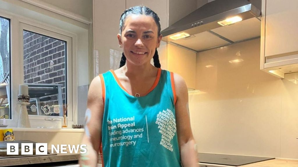 London Marathon: Mum to run a year after her life expectancy