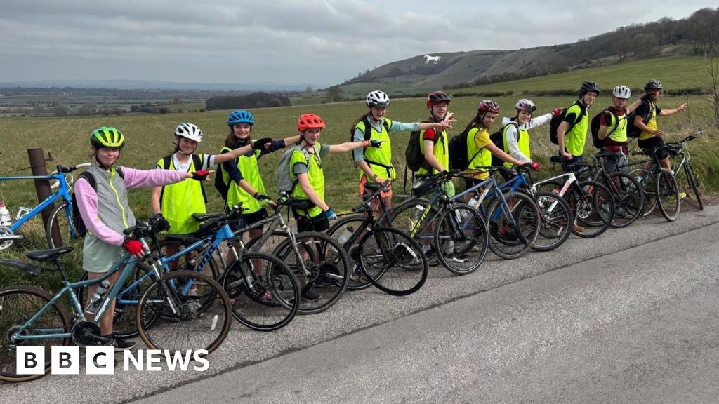 Wiltshire neurodiverse students on John O'Groats to Lands End cycle