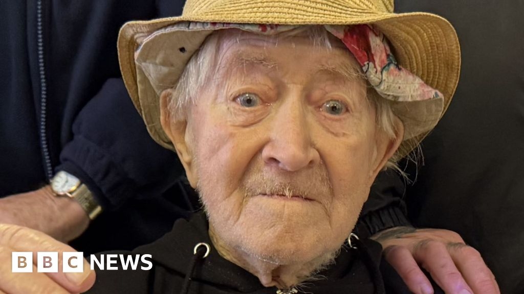Ebbw Vale: Retired miner celebrates 103rd birthday with party