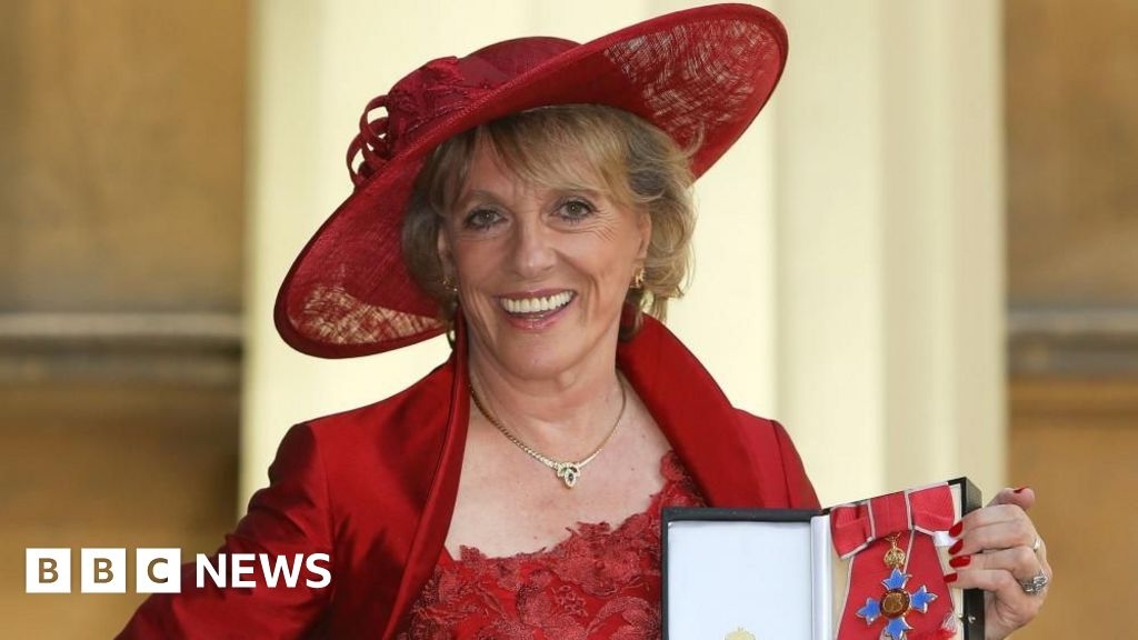 Dame Esther Rantzen and journalist reunited after 20 years