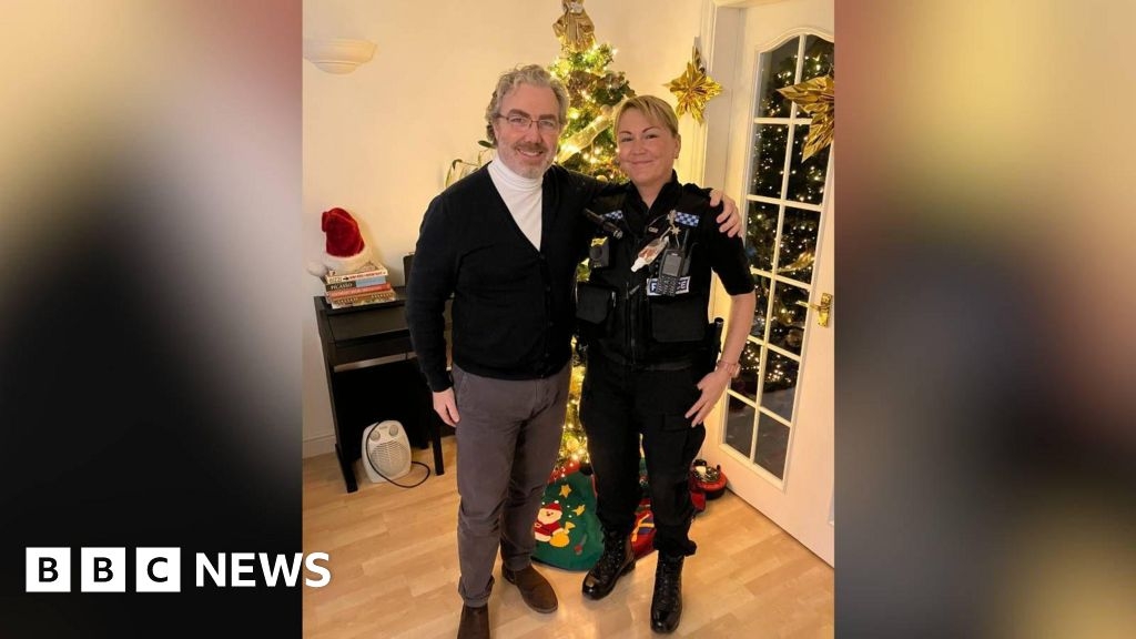 Police officer recognised for helping to save man's life in Droitwich