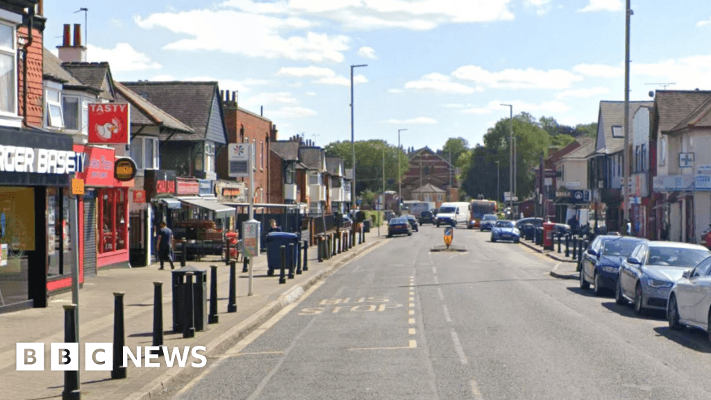 CCTV to target illegal parking in Leicester bus stop