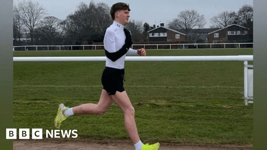 Keele student to run London Marathon for charity after paralysis