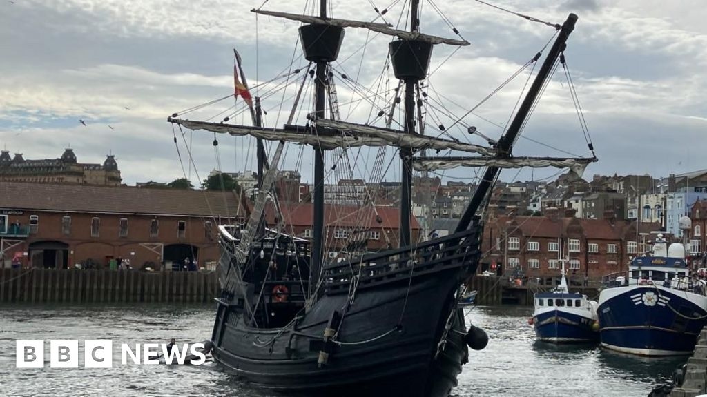 Replica Spanish galleon arrives on Yorkshire coast