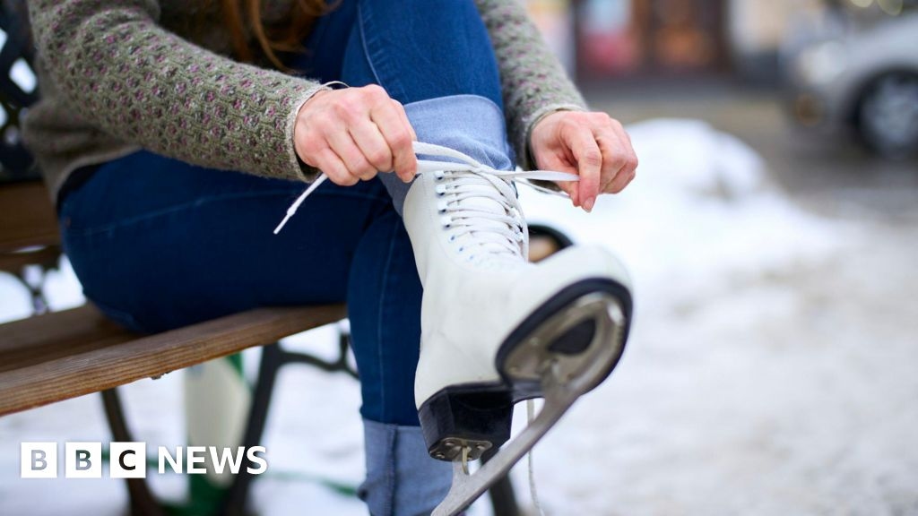 Ice rink plan for Windsor pulled before council discussion