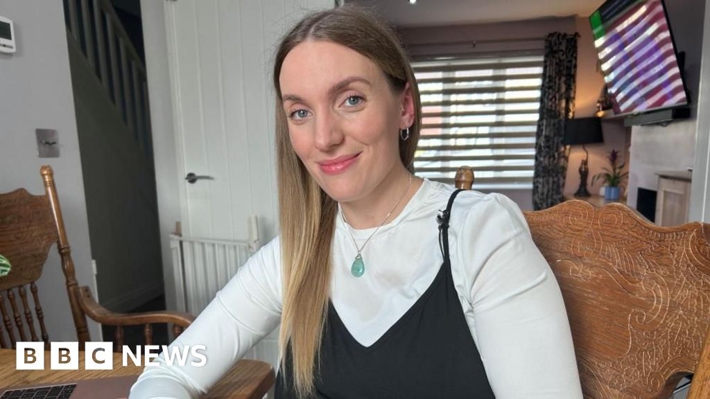 Bedford hospital home birth team to close