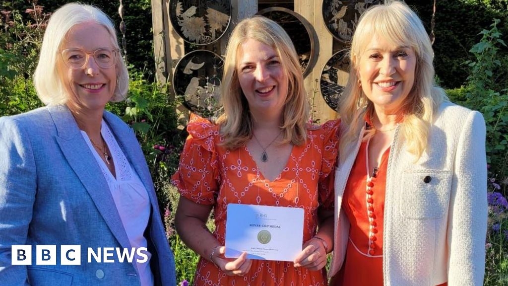 Chelsea Flower Show medal for Rutland designer's bird garden
