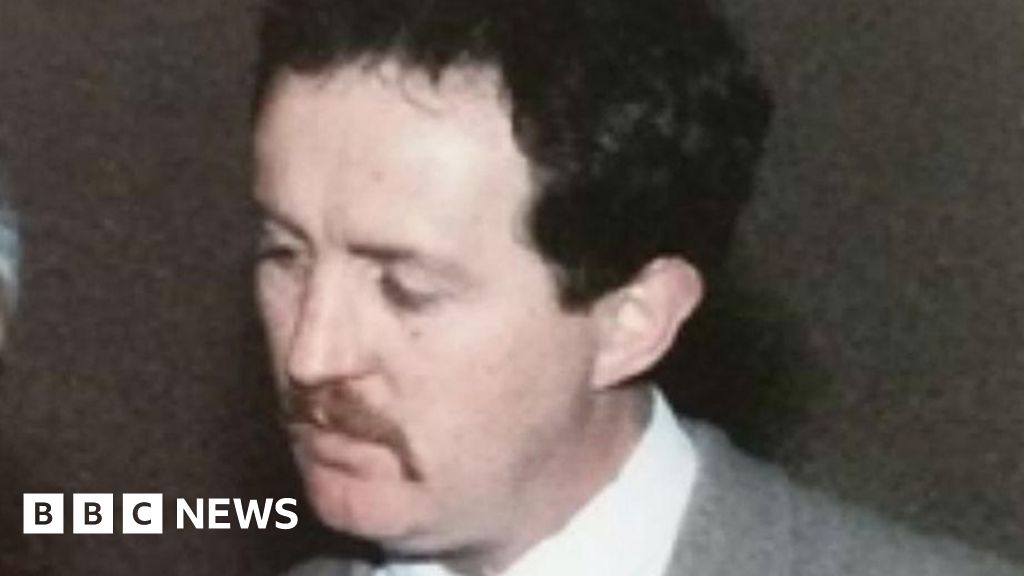 John Devine: Family 'failed' by RUC investigation says Ombudsman