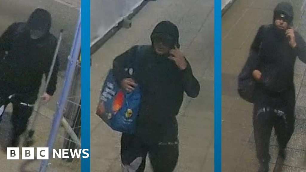 Police appeal after theft of more than £220,000 of jewellery