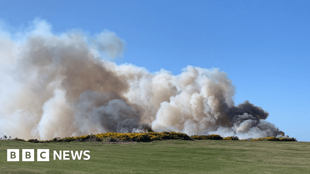 Cumbria wildfire risk leads to amber alert due to warm weather