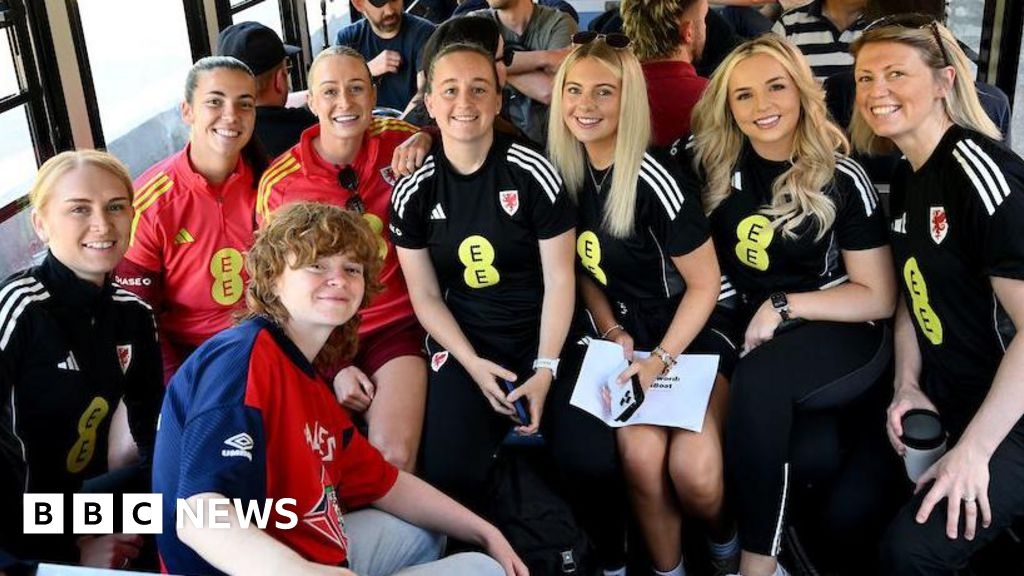 Cardiff poet Sarah McCreadie to join Wales Women at Euros 2025