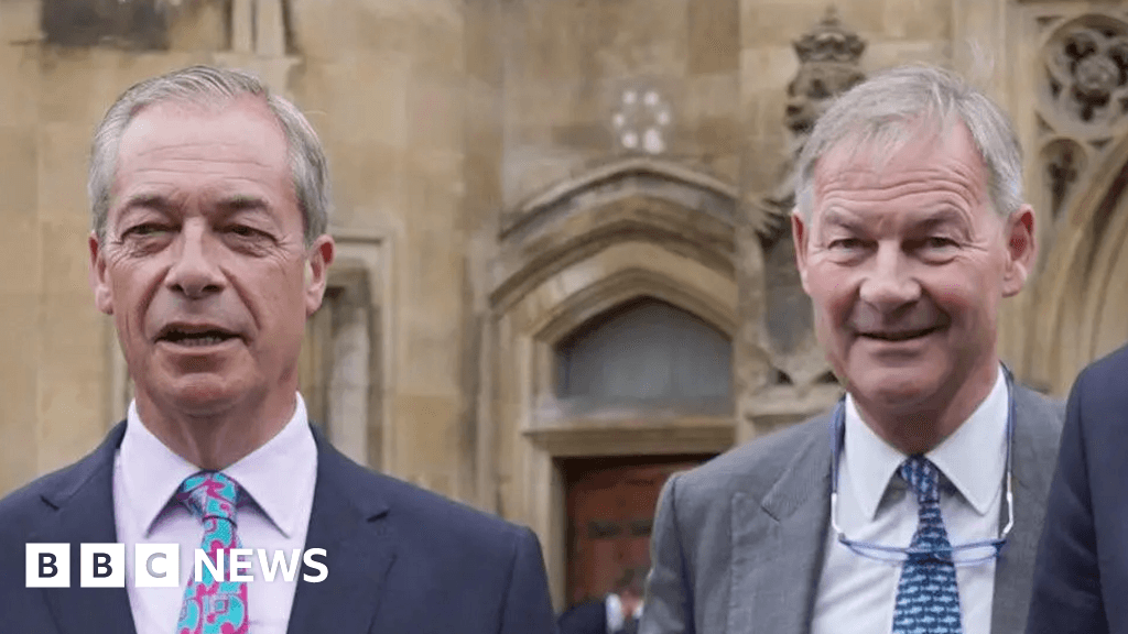 Nigel Farage and Rupert Lowe spat is a 'Westminster bubble story'