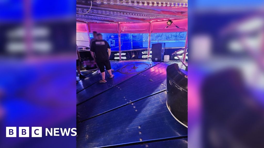 Edinburgh funfair closes after children injured in waltzer crash