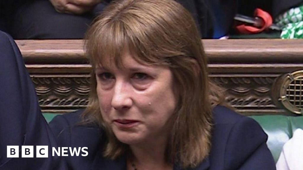 'We all struggle' - Constituents back Reeves over Commons tears