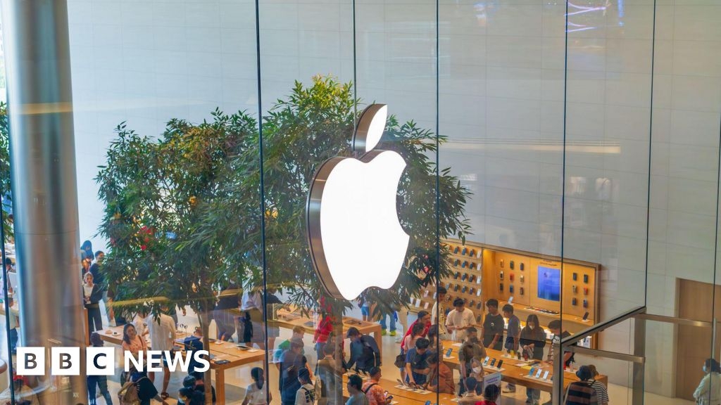 US intelligence head 'not told' about UK secret Apple data demand