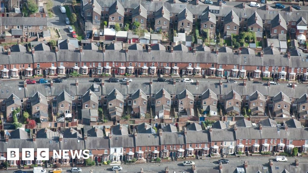Life expectancy gap growing in York, council health report says