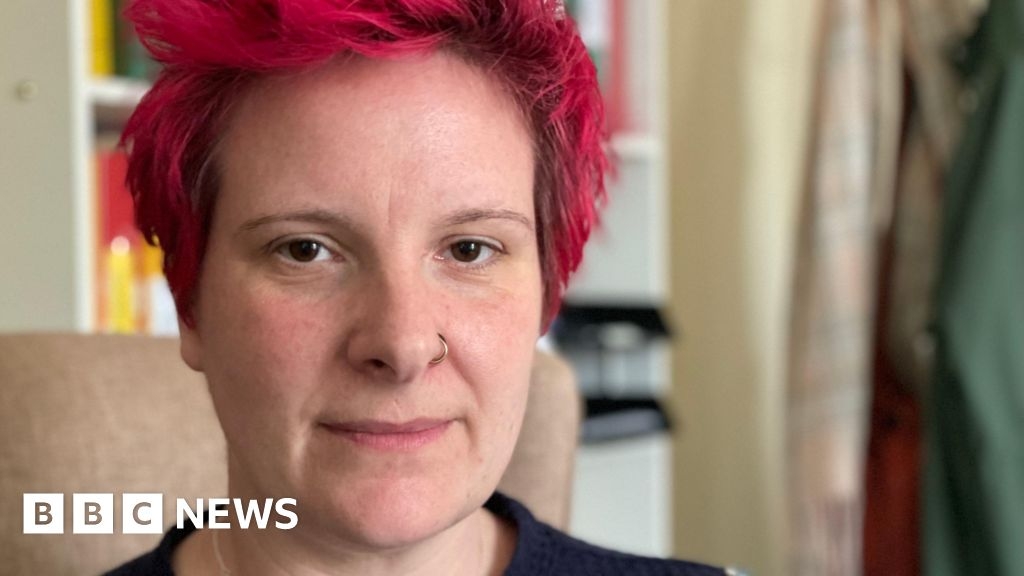 Care worker 'mortified' after falling victim to burglary scam
